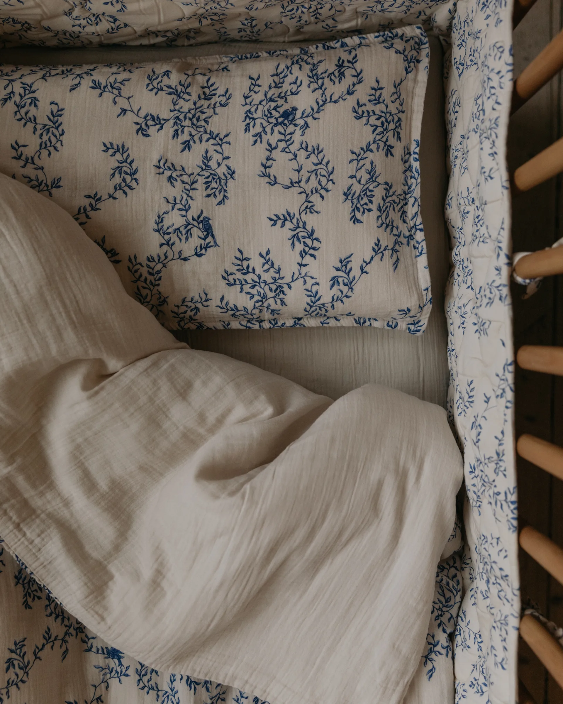 Jardim Muslin sengesett junior, 100x130 cm/35x55 cm Garbo&Friends