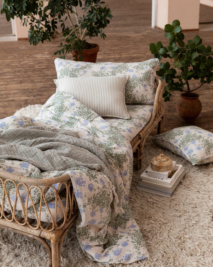 Plumbago Muslin sengesett, 150x210 cm/50x60 cm Garbo&Friends