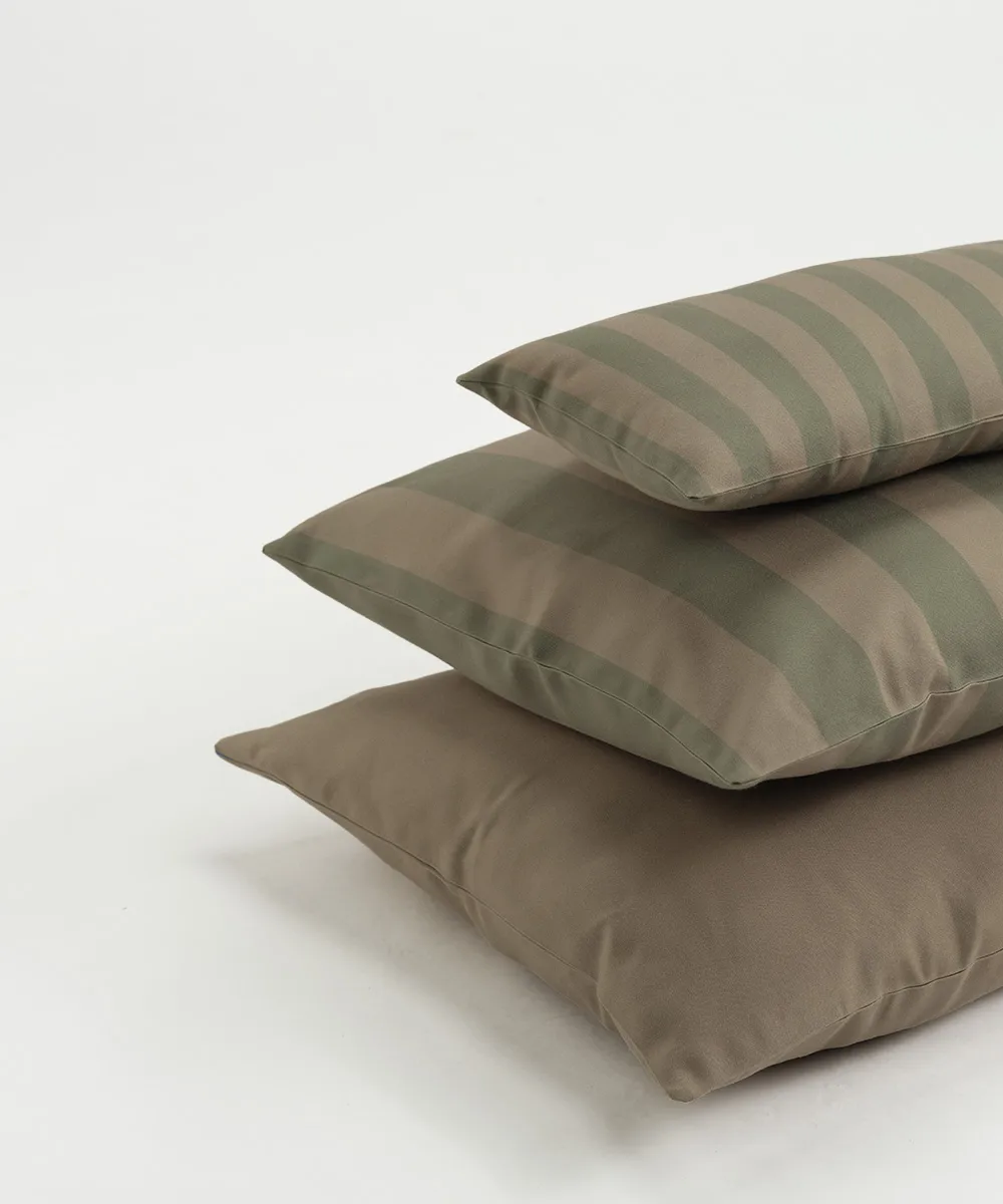 Garden Glory pute, Beige med svart kant 50x70 cm Garden Glory