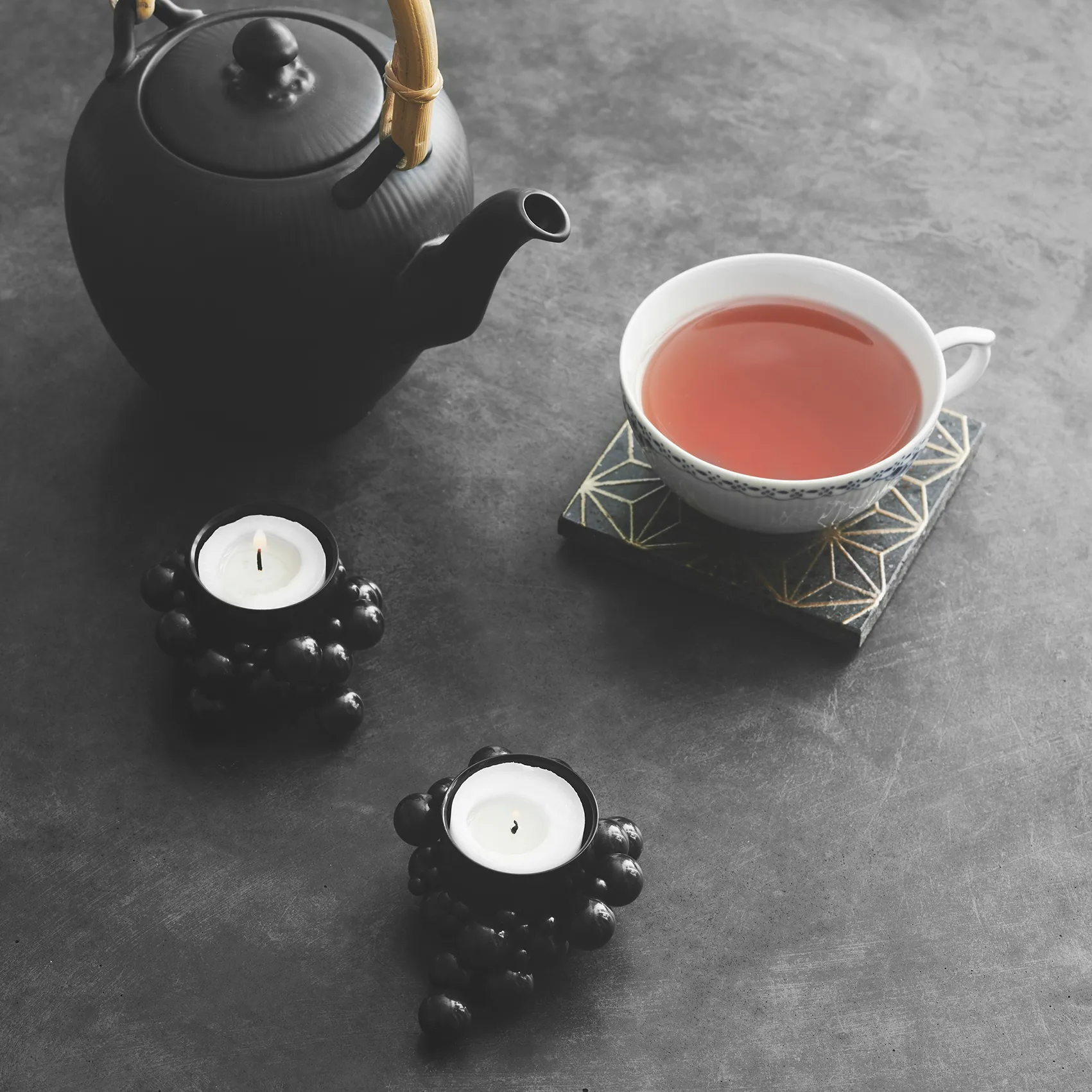 Molekyl telysestake, Svart Gejst