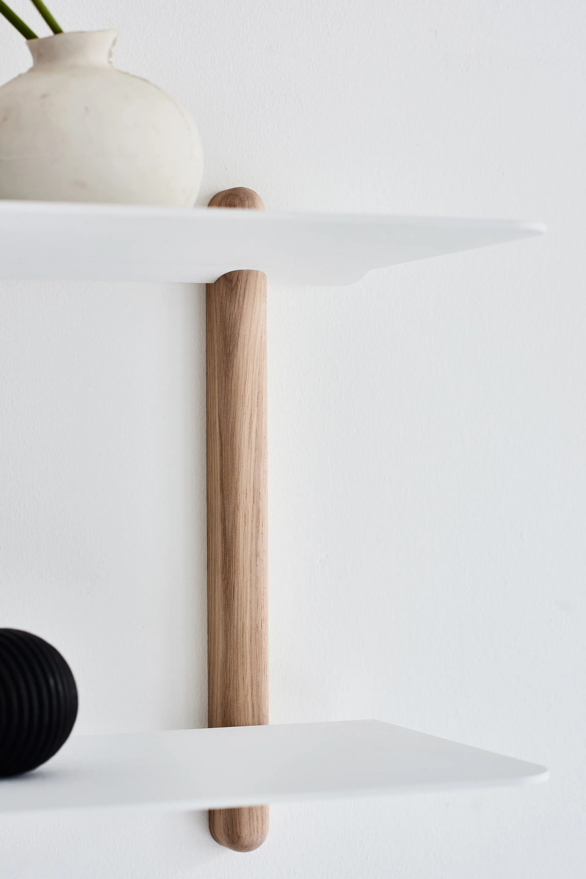 Nivo hylle F large, Lys eik-hvit Gejst