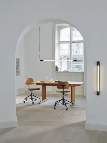 Radent vegglampe short 70 cm fast installasjon - Black - Gejst