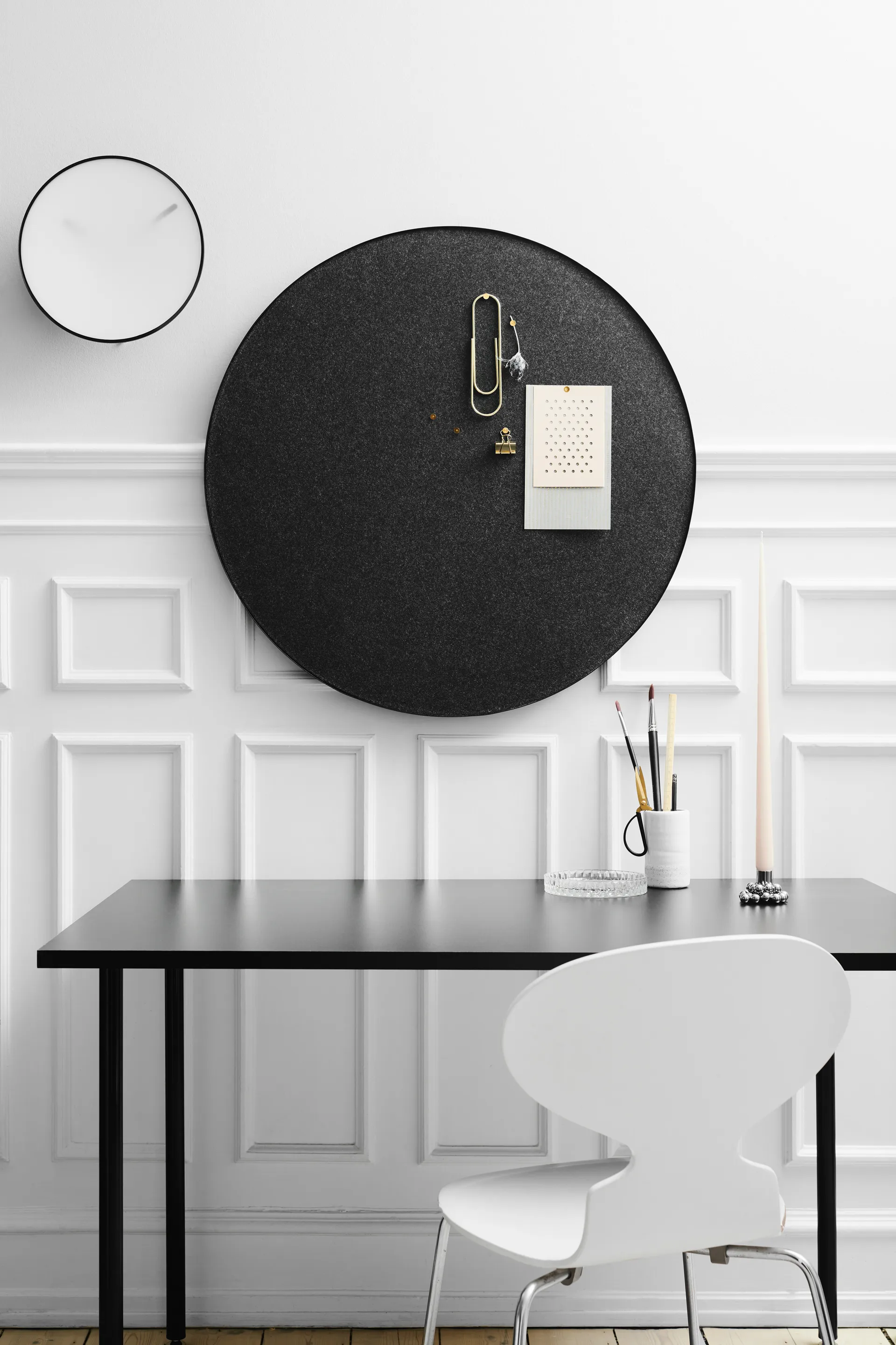 Retell pinboard oppslagstavle Ø 80 cm, Sort Gejst