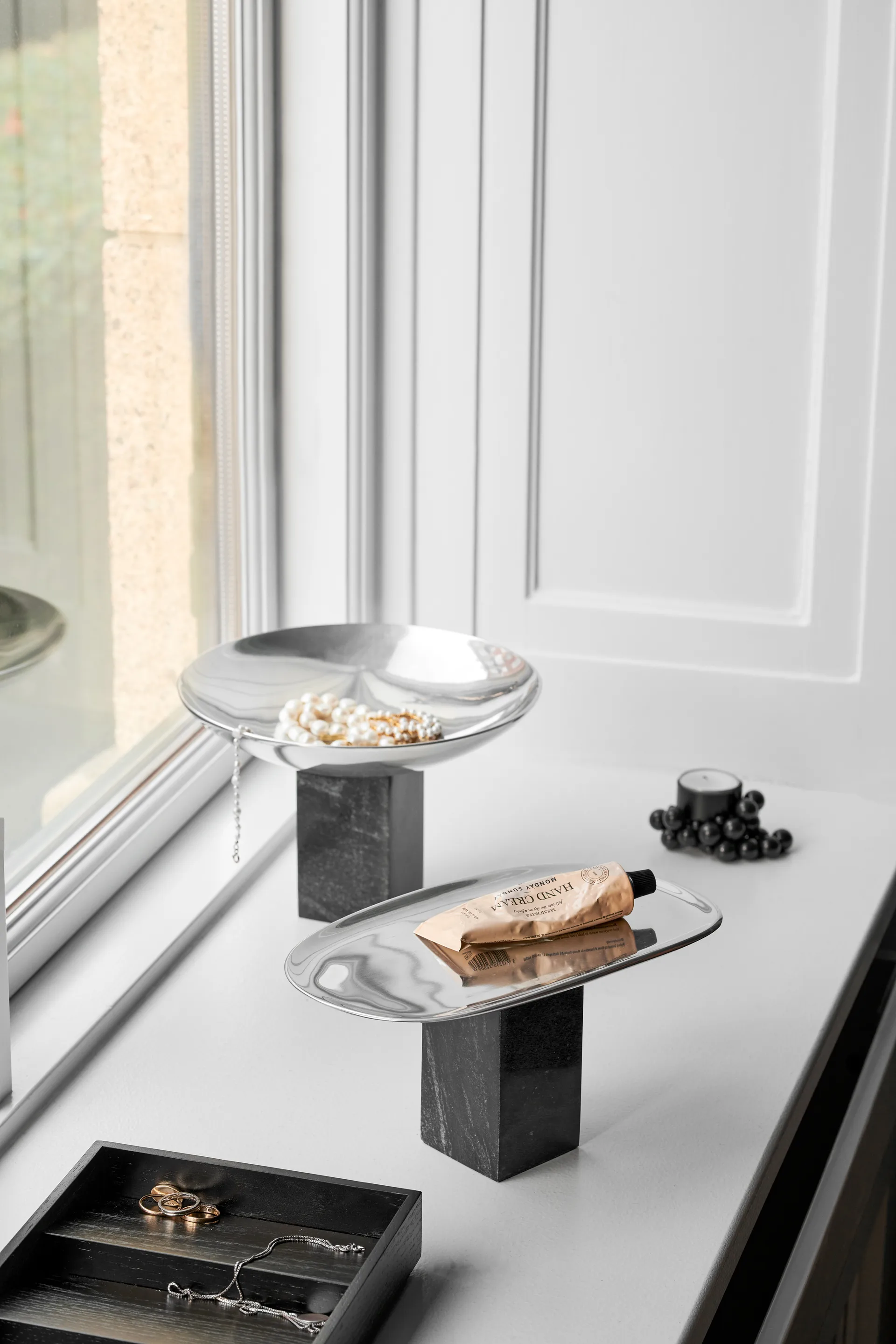 Sapoto skål medium Ø 22 cm, Sølv Gejst