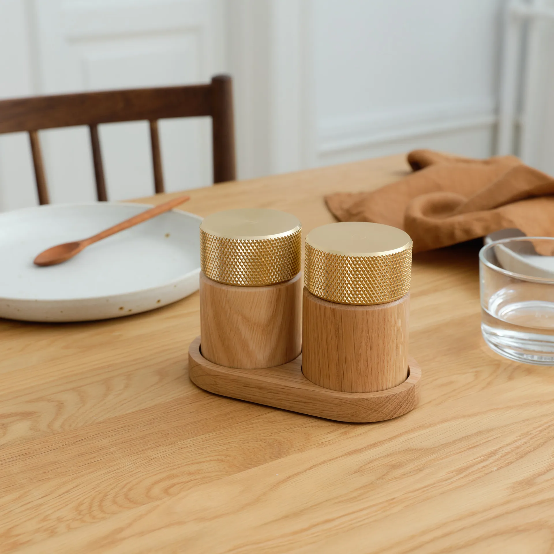 Sina salt- og pepperkvern 6 cm, Eik-messing Gejst