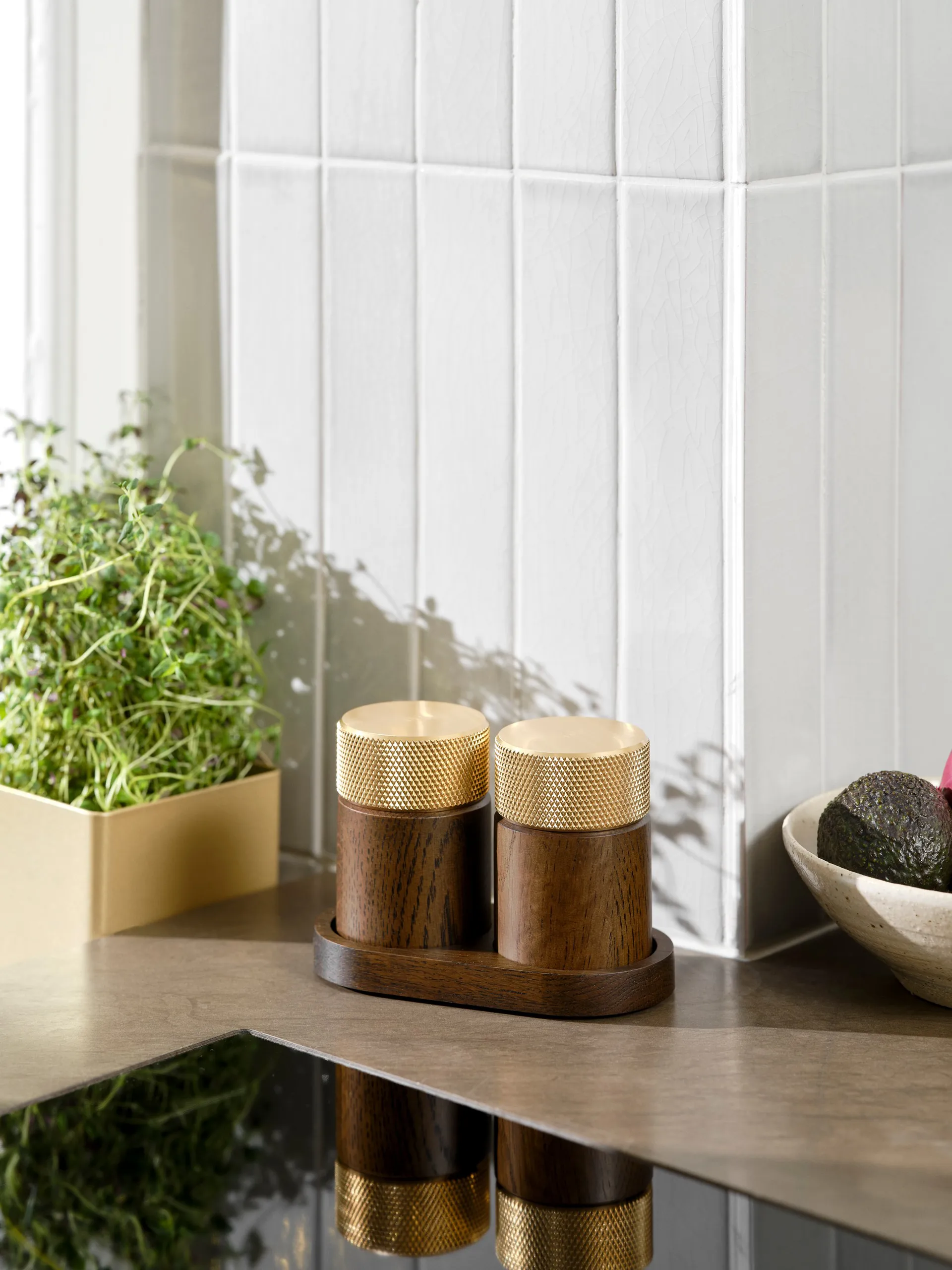 Sina salt- og pepperkvern 6 cm, Mørk ask-messing Gejst