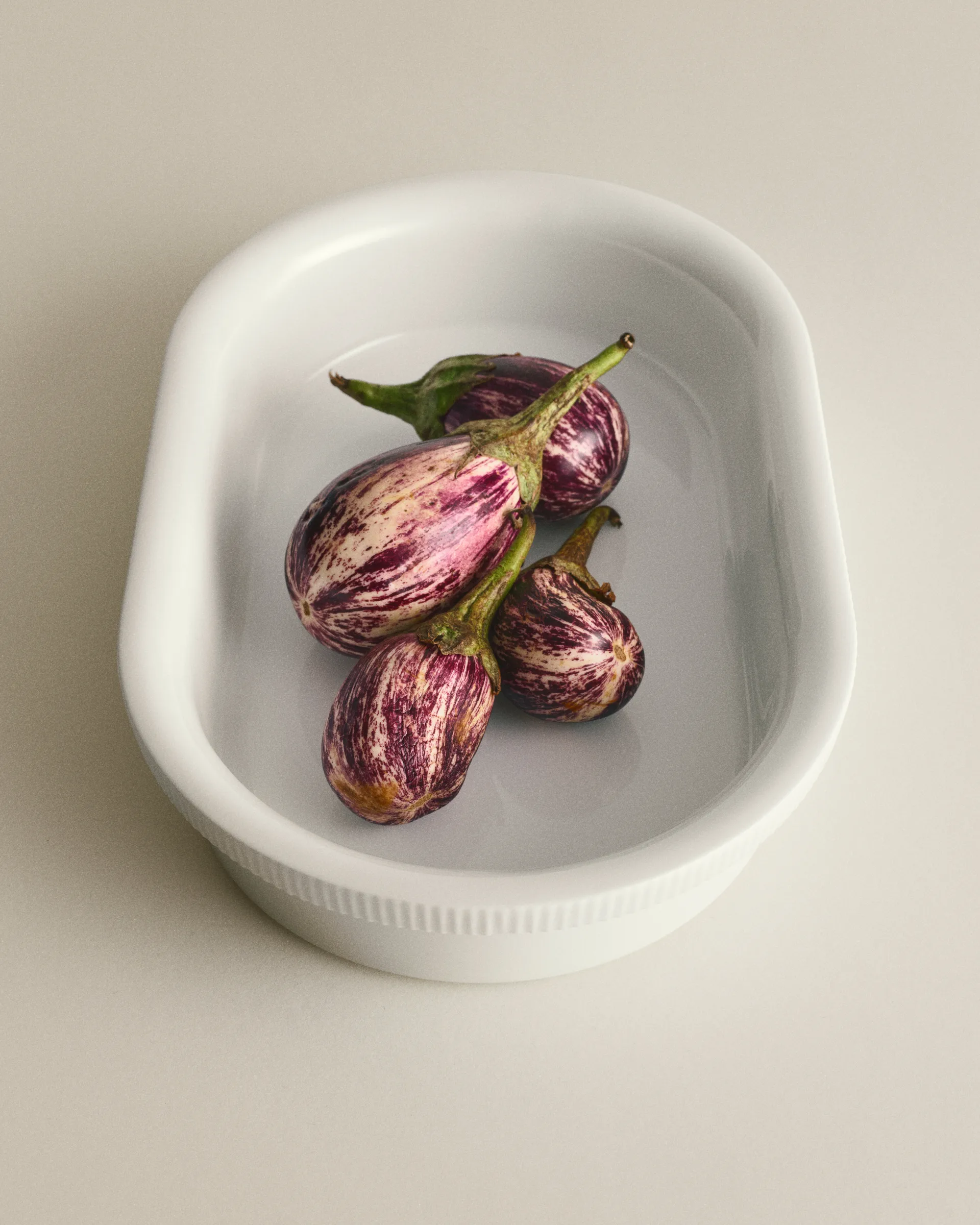 Bernadotte ovnsform oval 20,1x31,6 cm, Hvit Georg Jensen