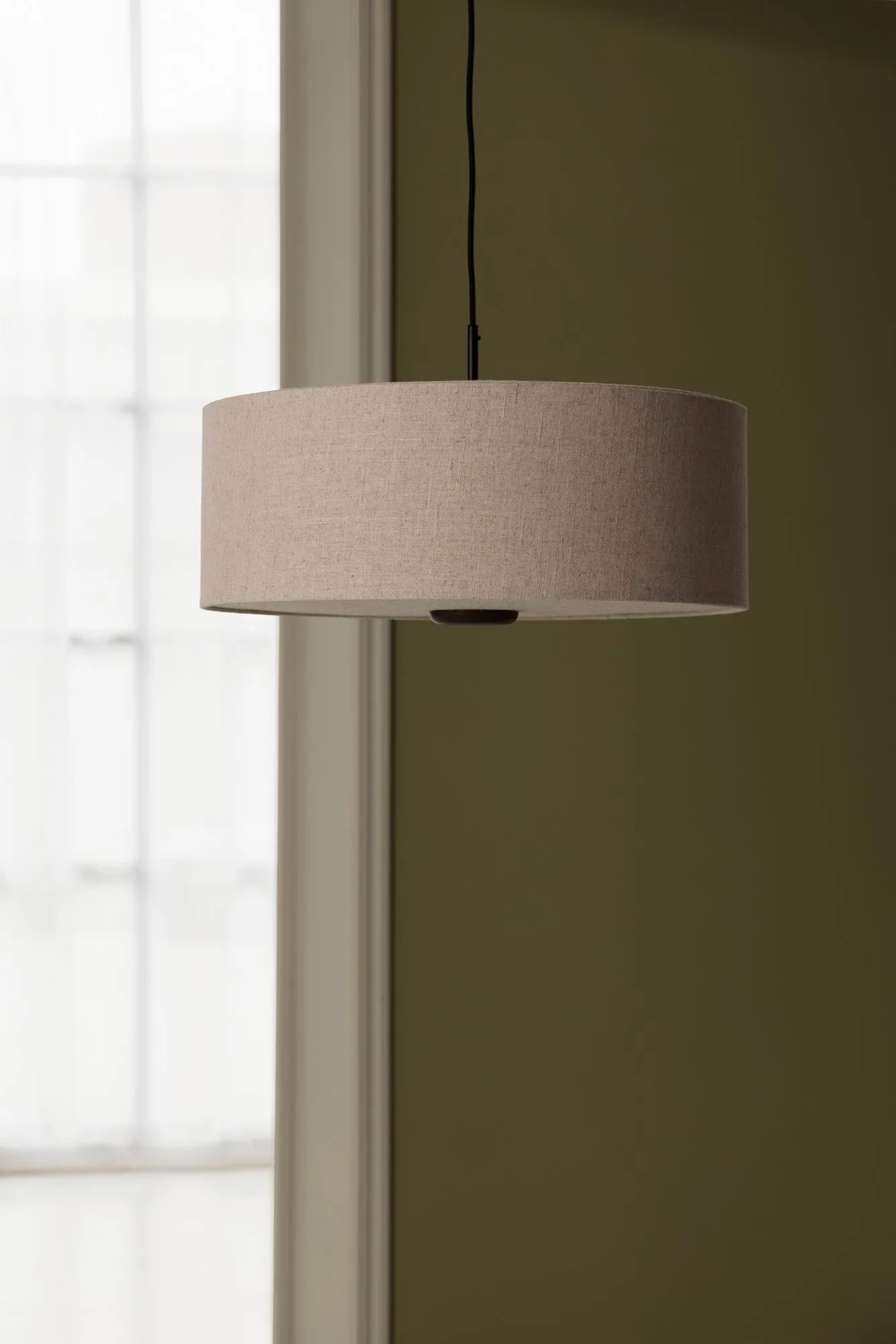 Bosco pendel , Beige, brunbeiset eik, Ø55 cm Globen Lighting