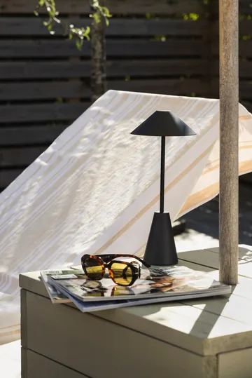 Cannes 32 portabel bordlampe - Svart - Globen Lighting