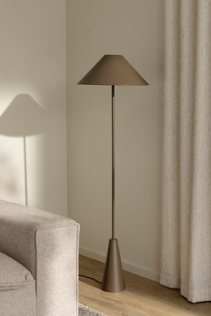 Cannes gulvlampe 140 cm, Mocha Globen Lighting