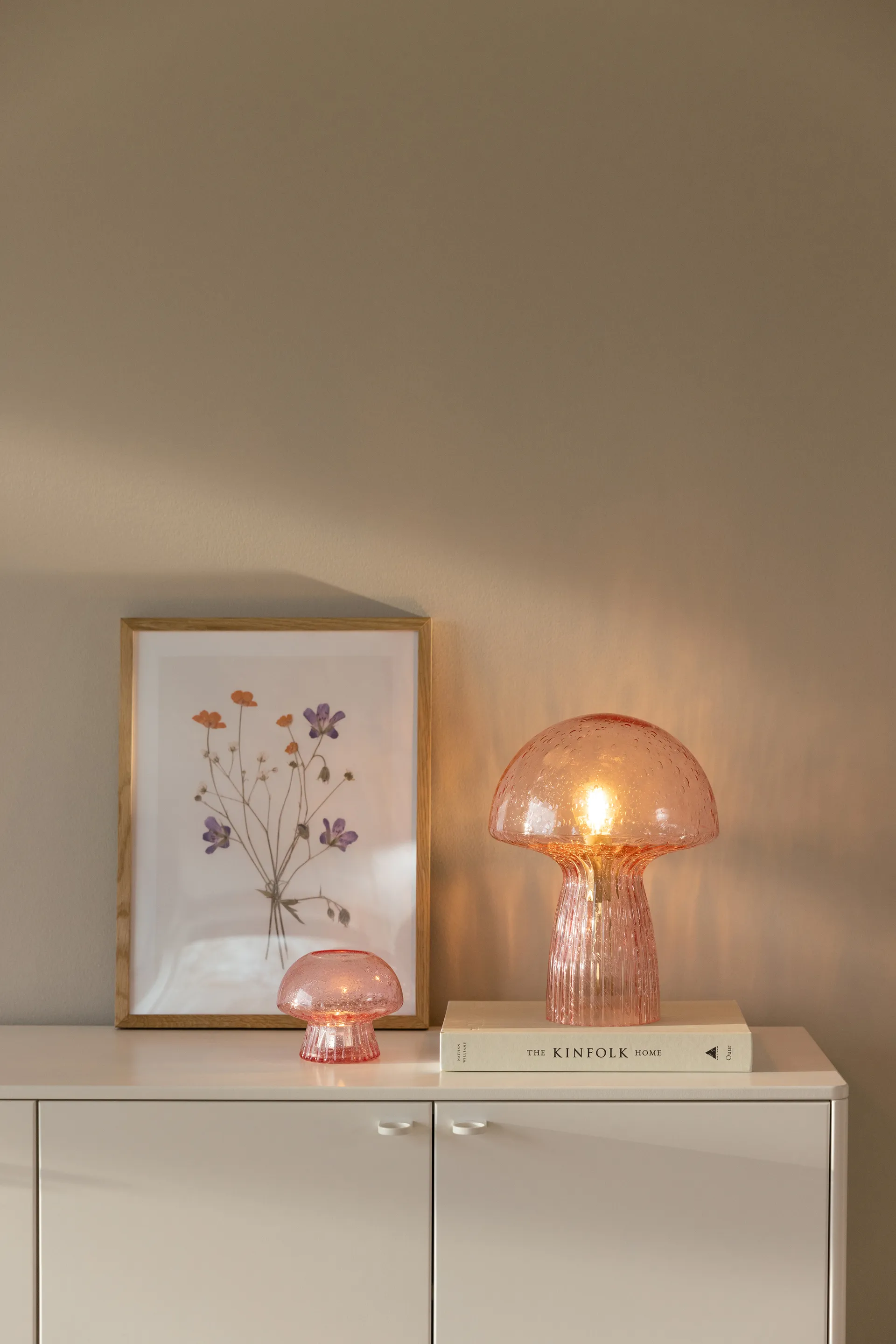 Fungo 12 telysholder Special Edition, Rosa Globen Lighting