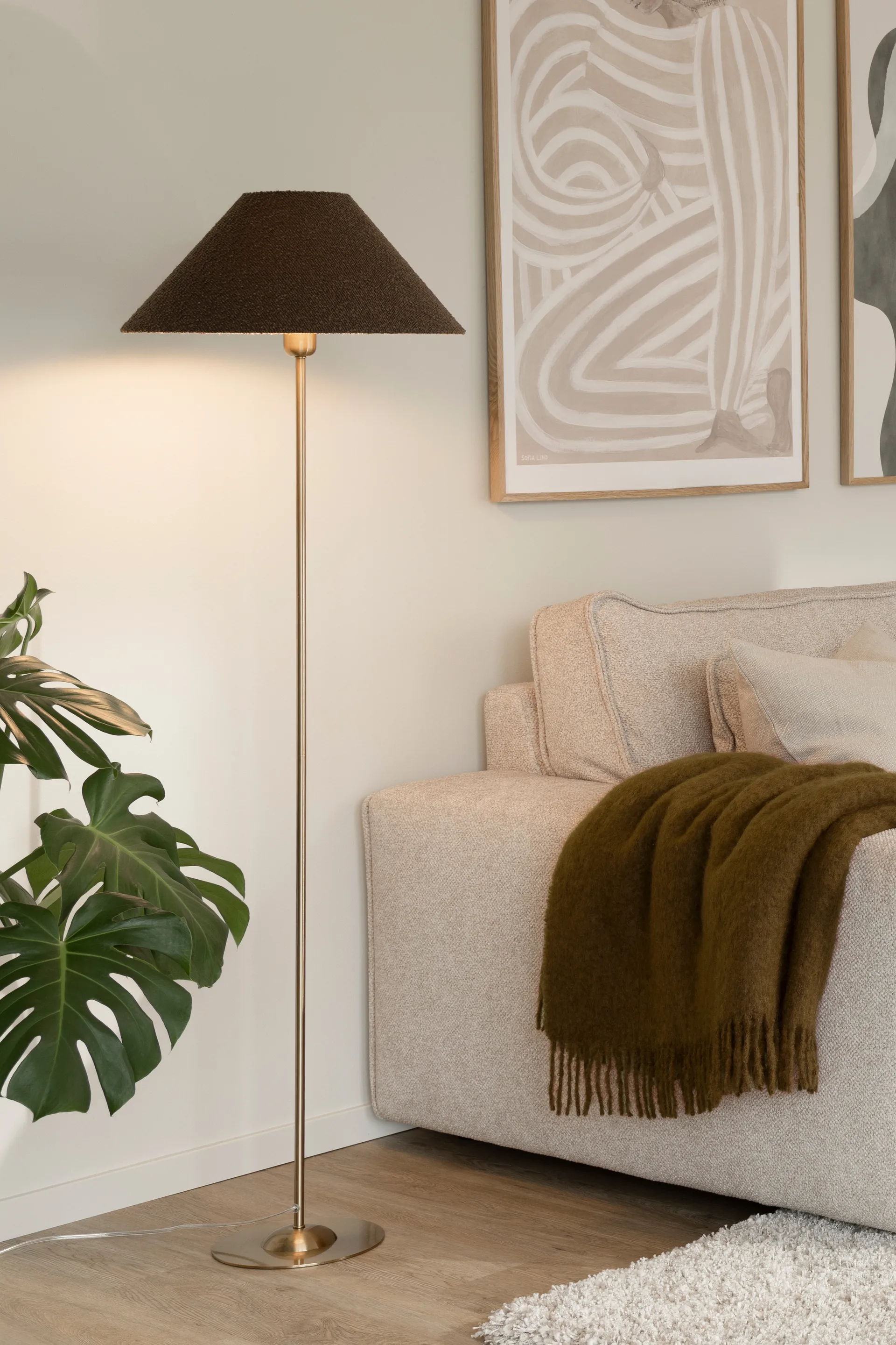 Iris 45 lampeskjerm, Bouclé mocha Globen Lighting