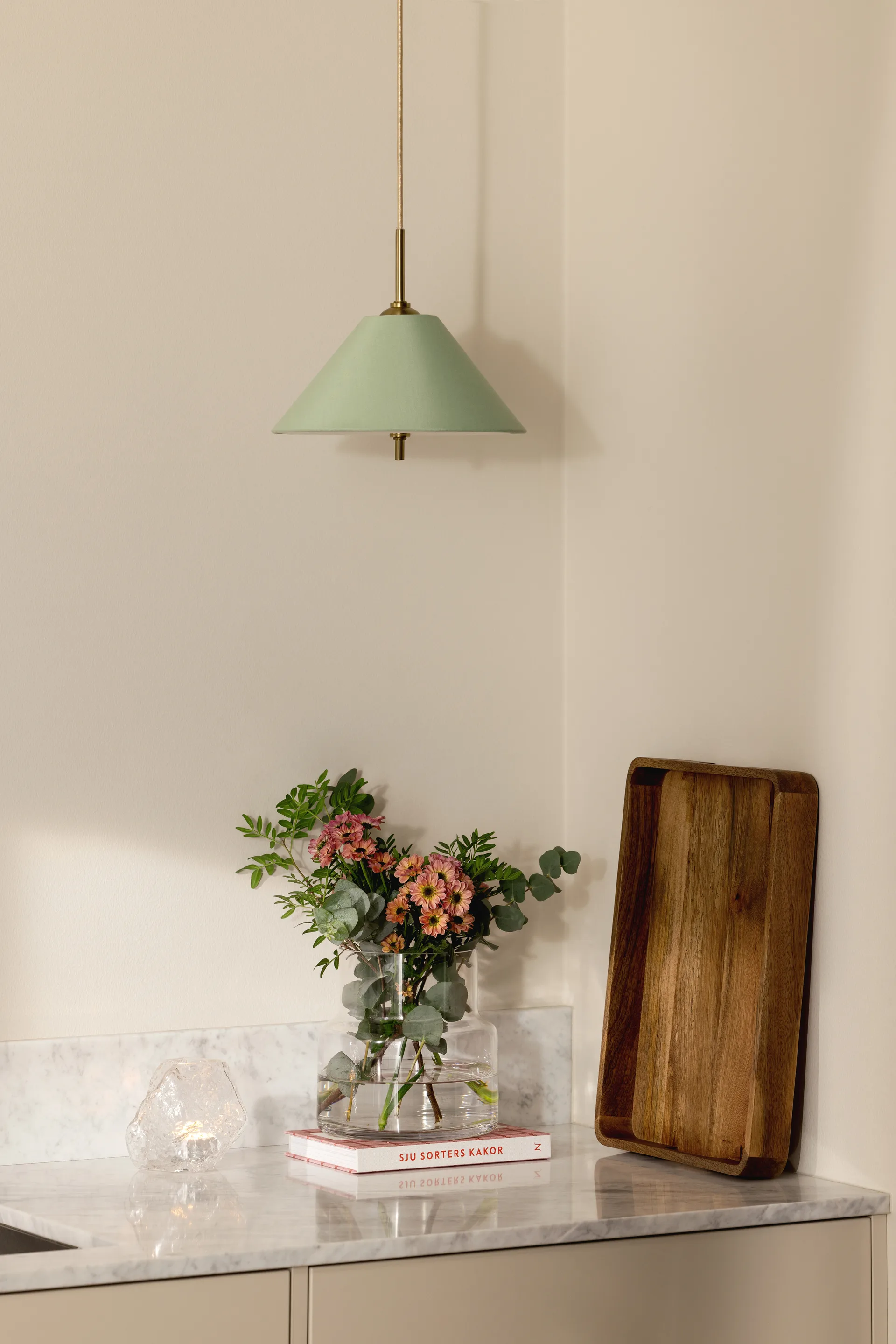 Iris pendel 25, Grønn Globen Lighting