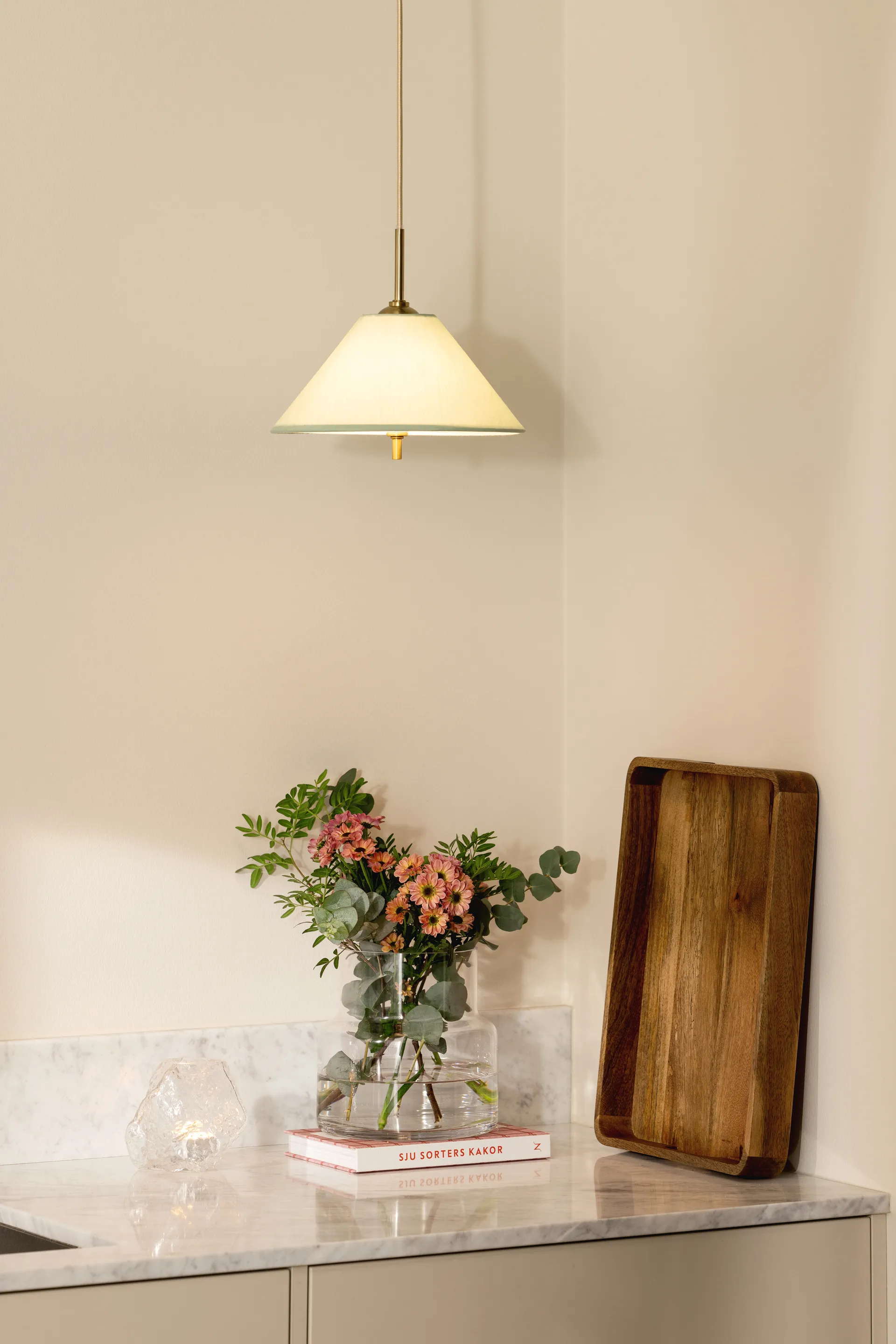 Iris pendel 25, Grønn Globen Lighting