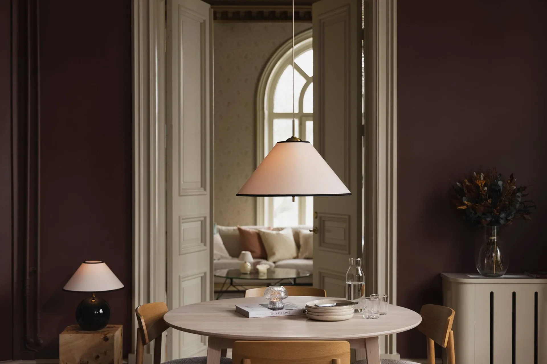 Iris pendel 50, Creme-noir (hvit-gullfarget) Globen Lighting