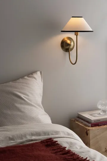 Iris vegglampe - Creme-noir - Globen Lighting