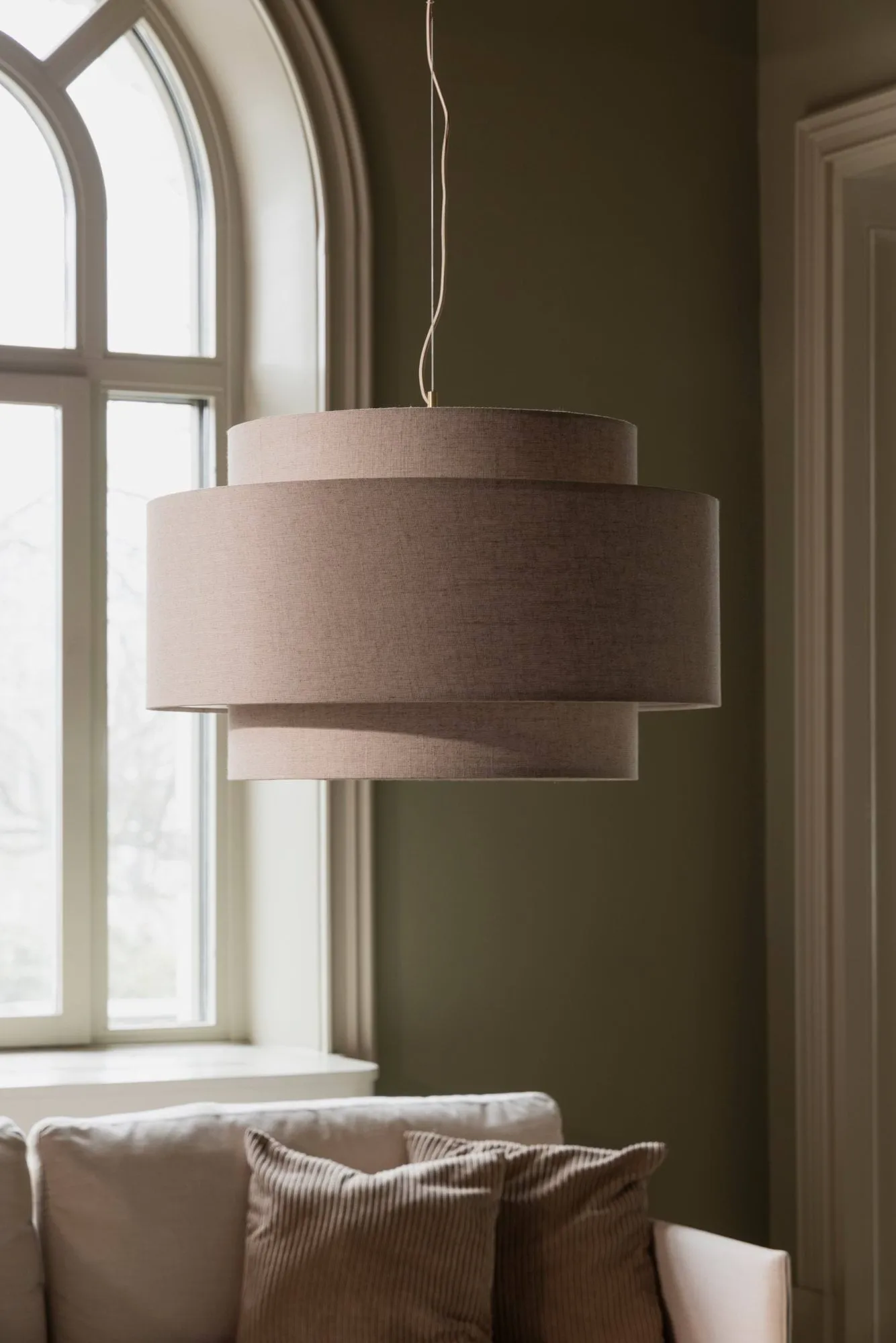 Noah pendel Ø70 cm, Beige Globen Lighting