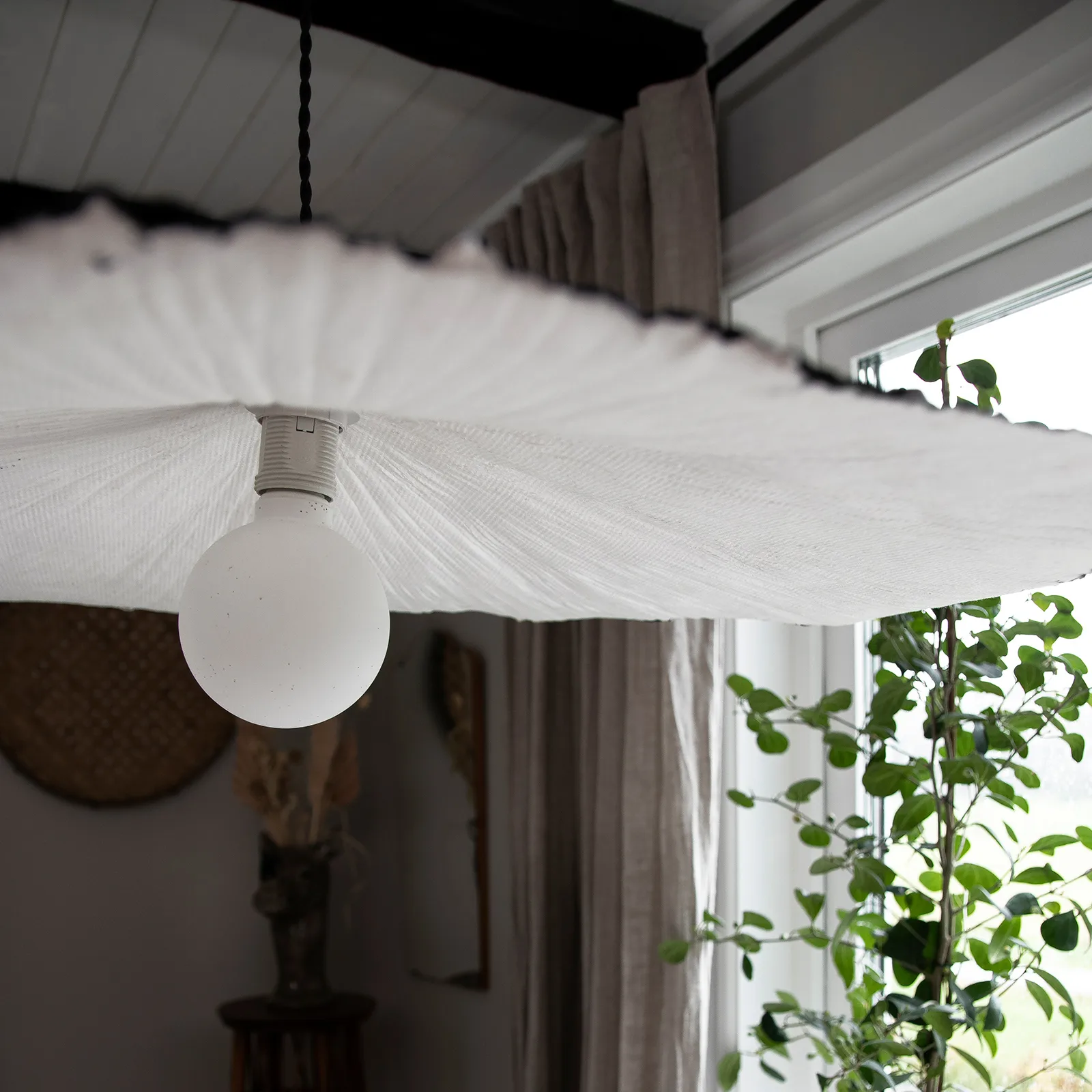 Tropez pendel 82 cm, Svart Globen Lighting