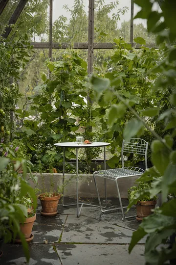 High Tech bord - Hvit-varmgalvanisert stativ, Ø60 cm - Grythyttan Stålmöbler