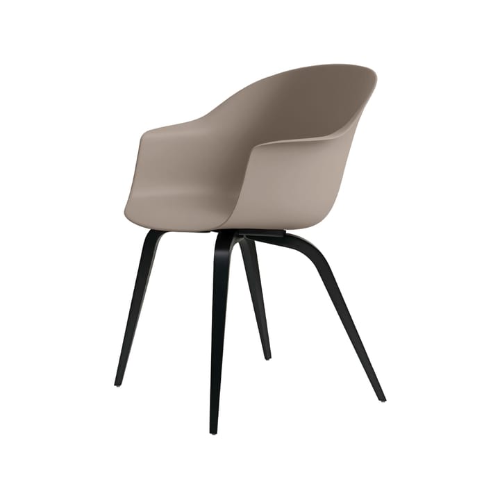 Bat stol - New beige, sortbeiset bøkestativ - GUBI