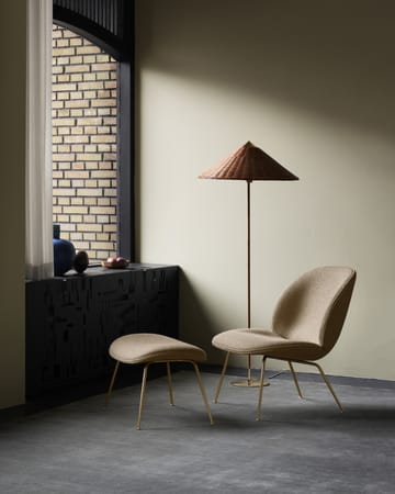 Beetle Ottoman puff heltrukket conic base - Around bouclé 004-brass - GUBI
