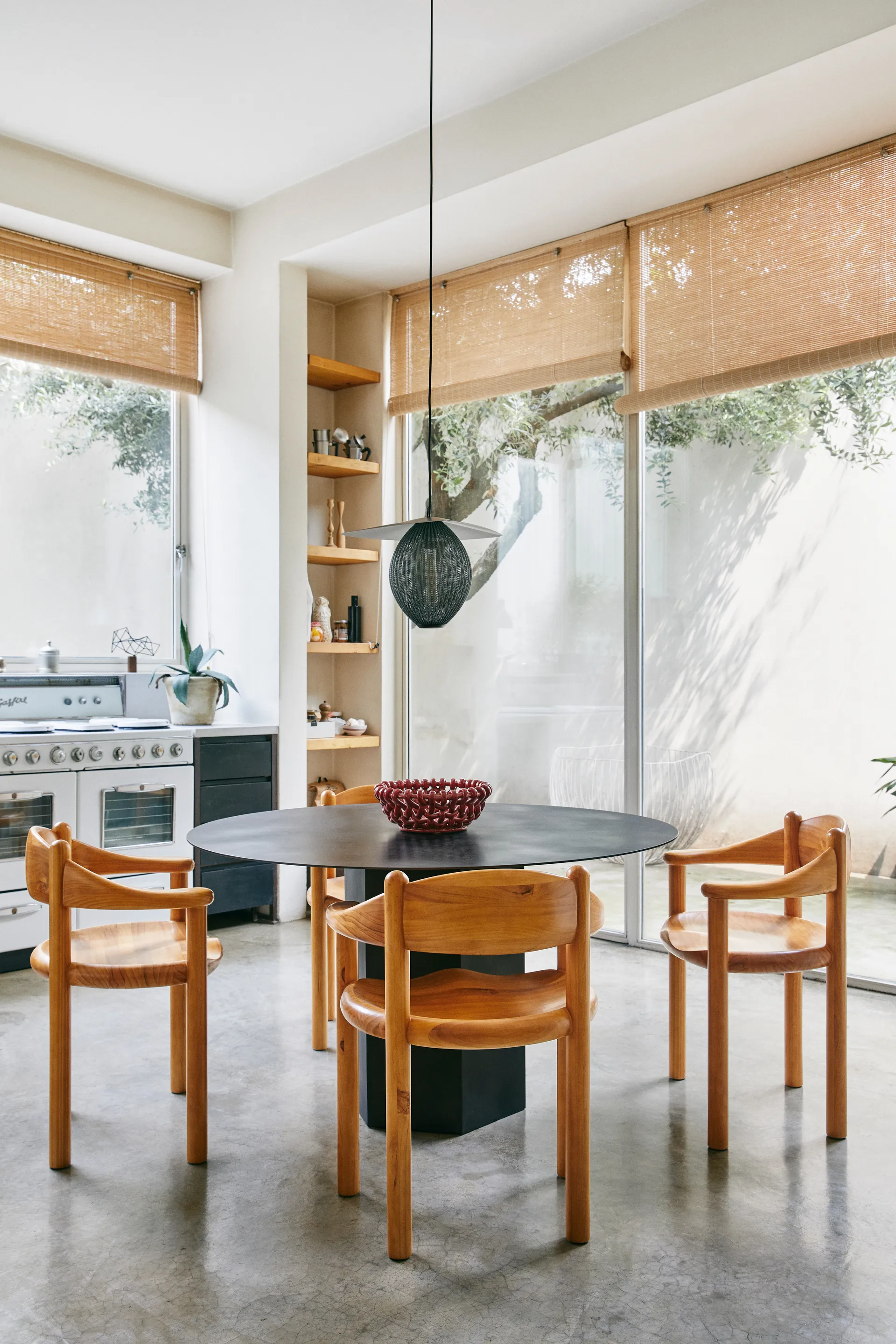 Daumiller karmstol, Golden pine GUBI