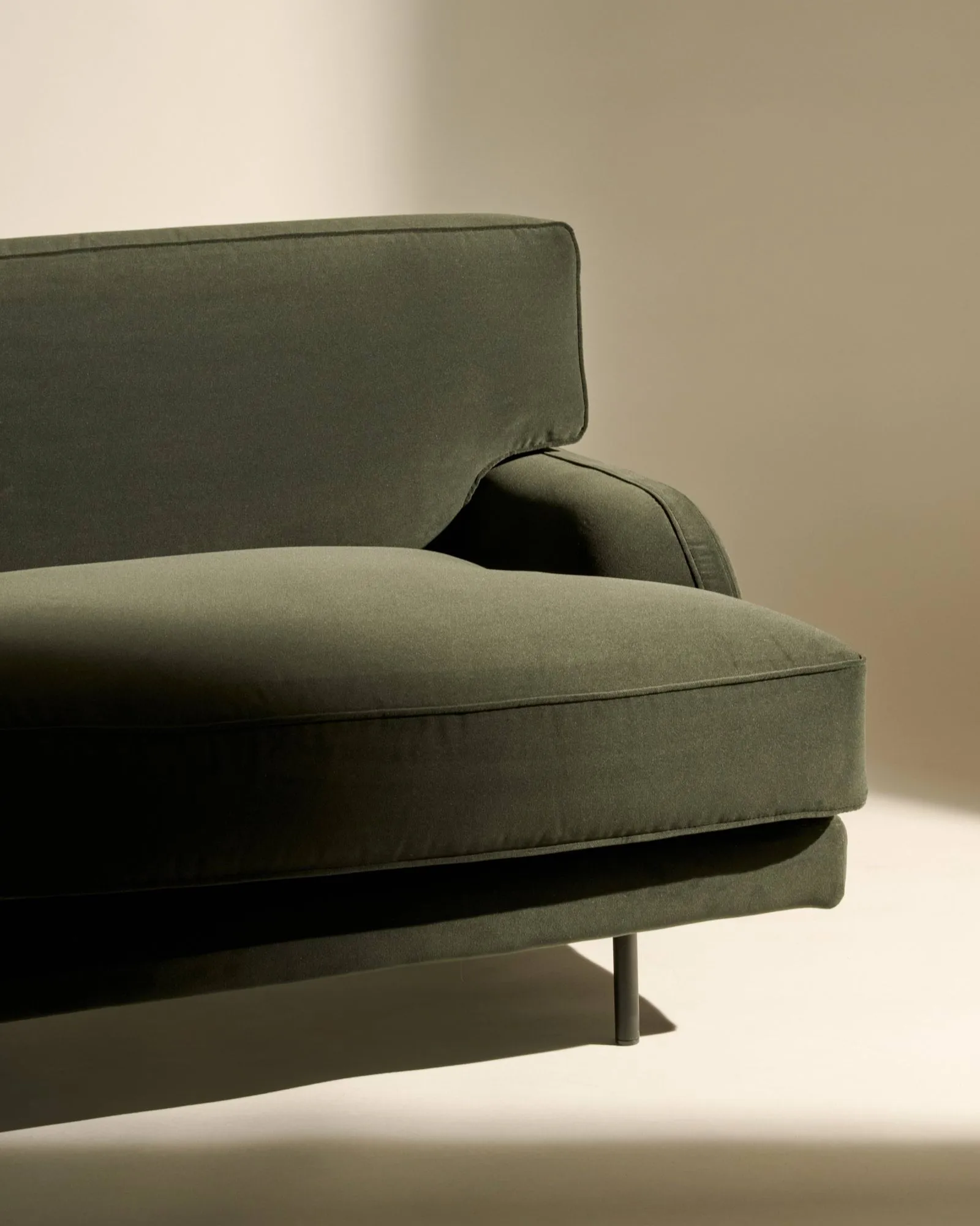 Flaneur 3-seters sofa, Asator 0984-matt svart, 3-seter GUBI