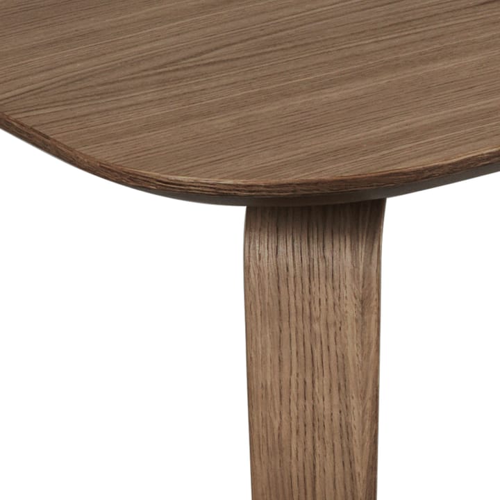 Gubi rektangulært spisebord, Walnut GUBI