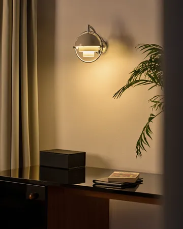 Multi-Lite vegglampe - Hvit-krom - GUBI
