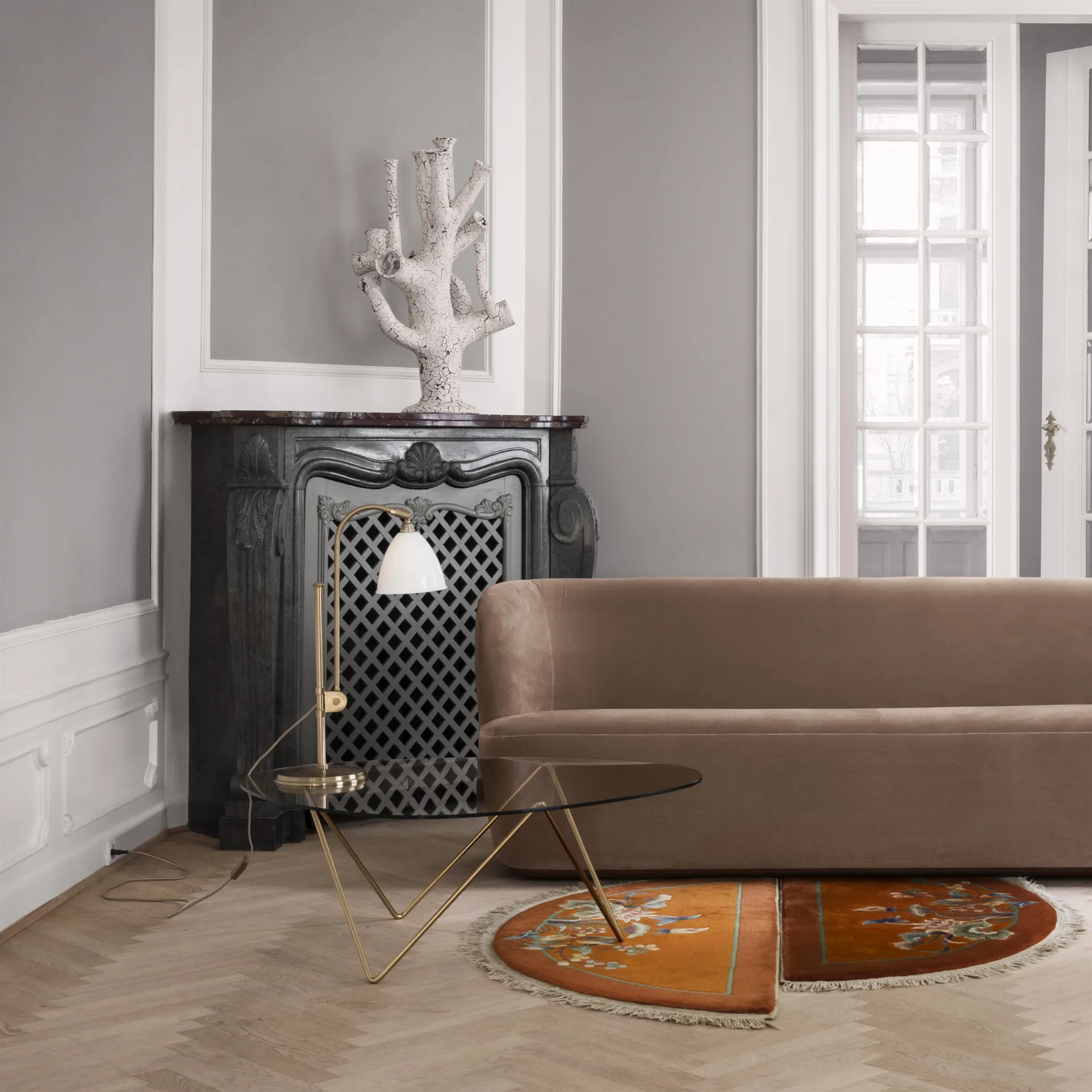 Pedrera salongbord, Messing GUBI