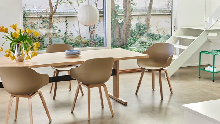 About a Chair 22 stol 2.0, Clay-lakkert eike-stativ HAY