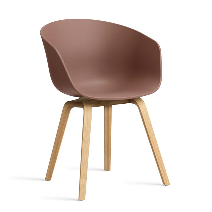 About a Chair 22 stol 2.0 - Soft brick-lakkert eikstativ - HAY