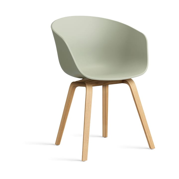 About a Chair 22 stol - Pastell Green-lakkert eikstativ - HAY