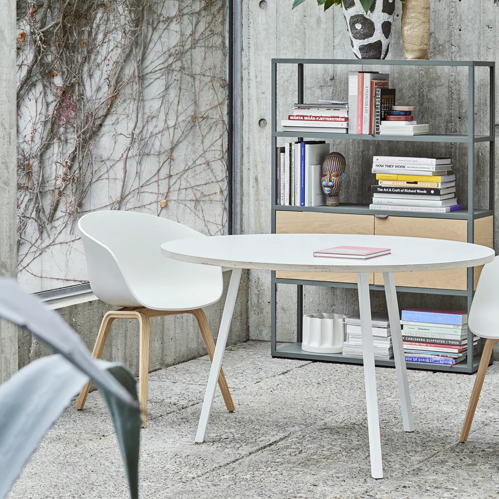 About a Chair 22 stol,  HAY