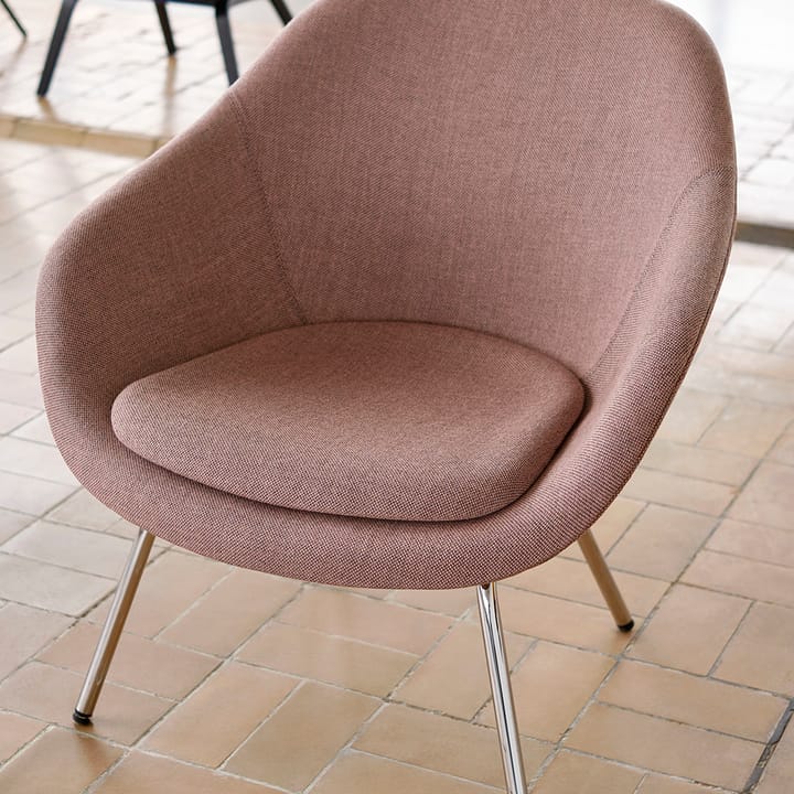About a Lounge 87 lenestol, Remix 173 dark grey-svart stativ HAY