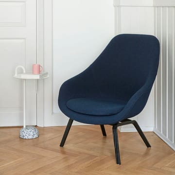 About a Lounge 93 lenestol - Remix 183 black-svart eikeben - HAY