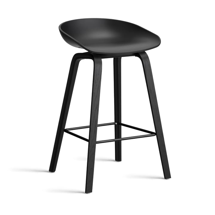 About a Stool 32 Low barstol svart eikstativ 2.0 - Svart-svart stålstøtte - HAY