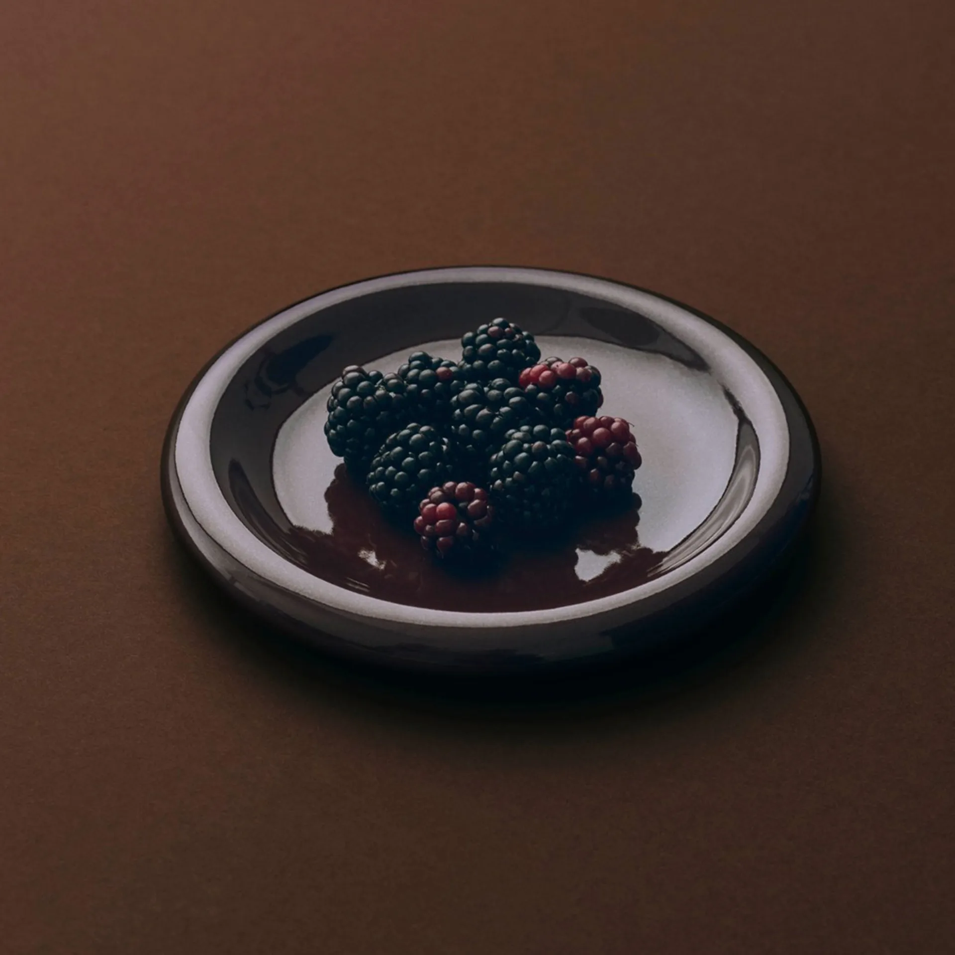 Barro tallerken, Burgundy, Ø18 cm, 2-pakning HAY