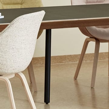 CPH30 Extendable støtteben - black water-based lacquered oak - HAY
