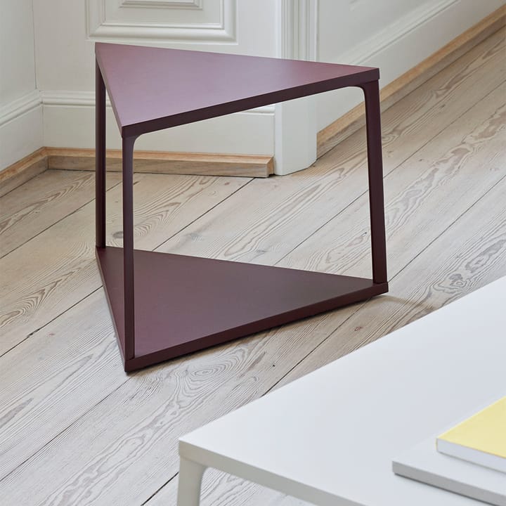 Eiffel Triangle sidebord, ink svart HAY