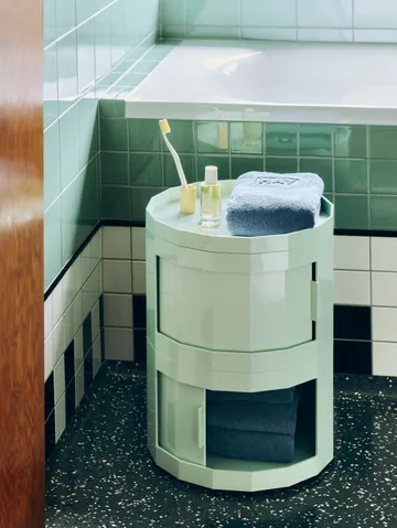 Facet Cabinet 20 sidebord - Soft mint - HAY