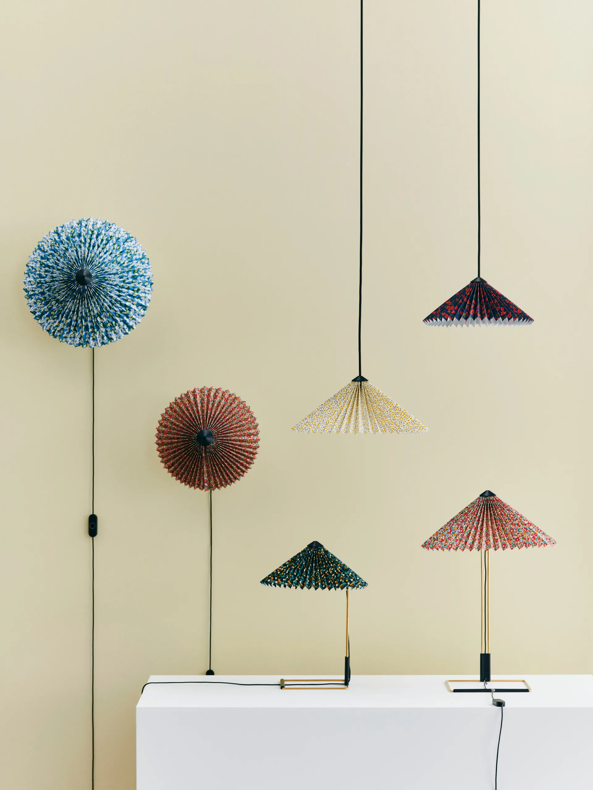 Hay x Liberty wall vegglampe 30x30 cm, Liberty Betsy Ann HAY