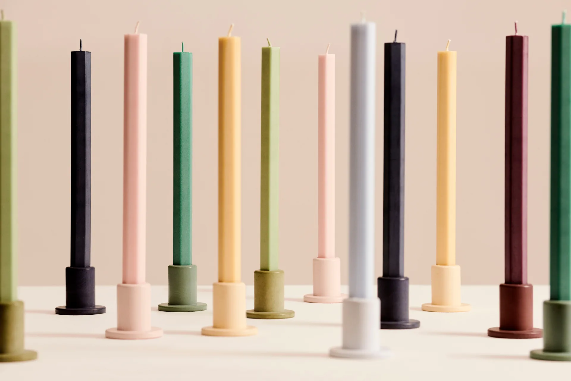 Hexagon Candle lys mix 4-pakning, Dark HAY
