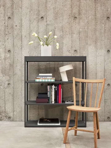 J41 stol - Sage lacquered beech - HAY