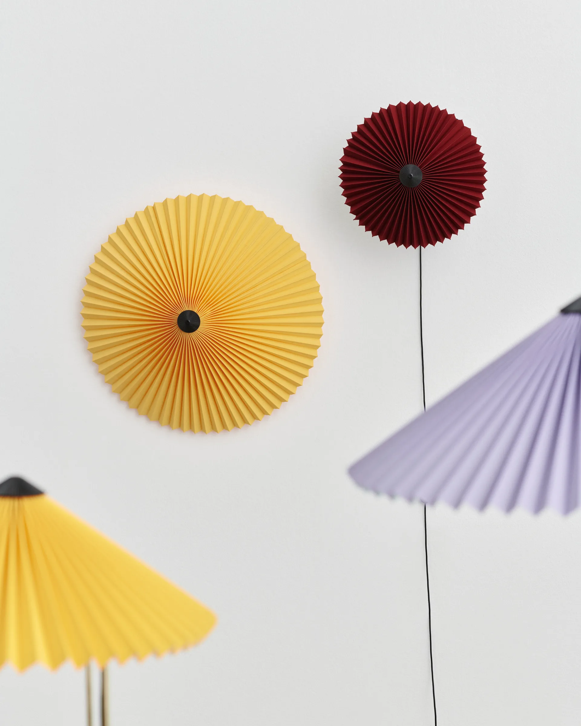 Matin wall vegglampe Ø 30 cm, Oxide red shade HAY