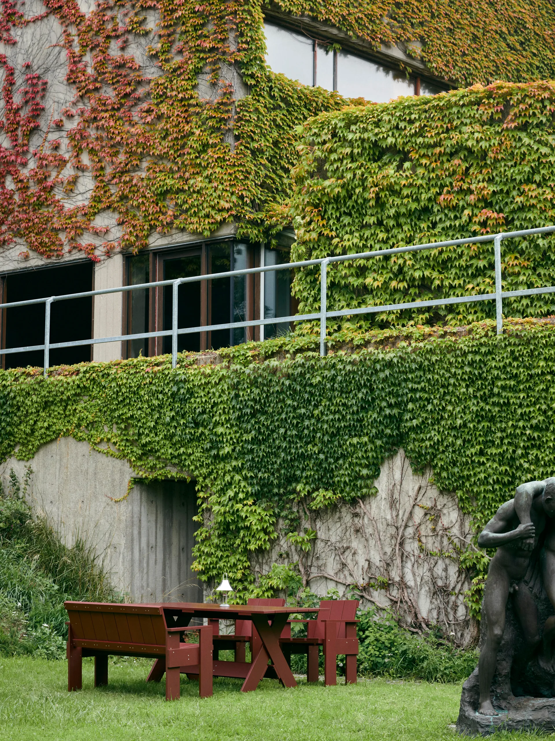 Mousqueton portabel bordlampe, Oyster white HAY