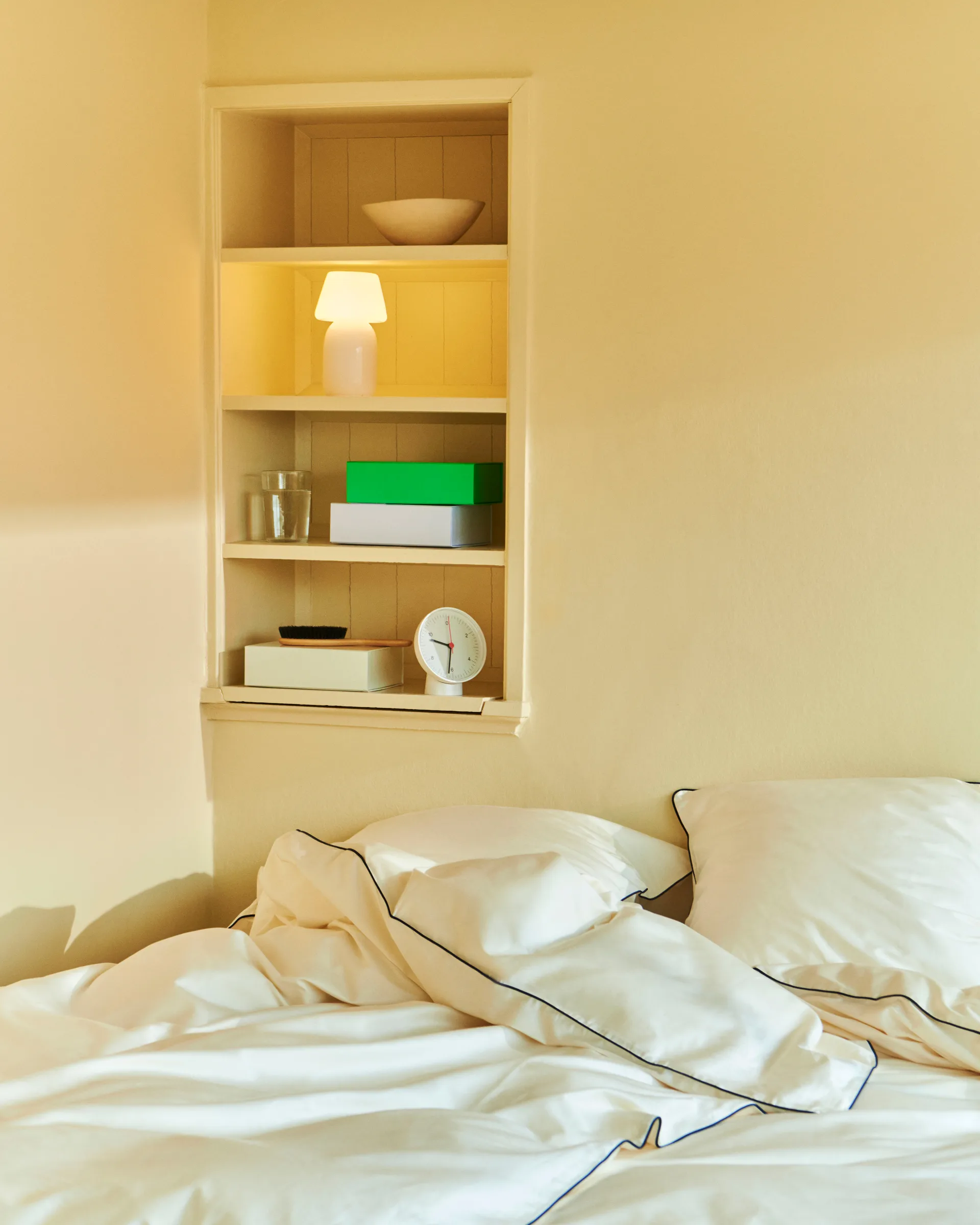 Outline dynetrekk 150x210 cm, Ivory HAY