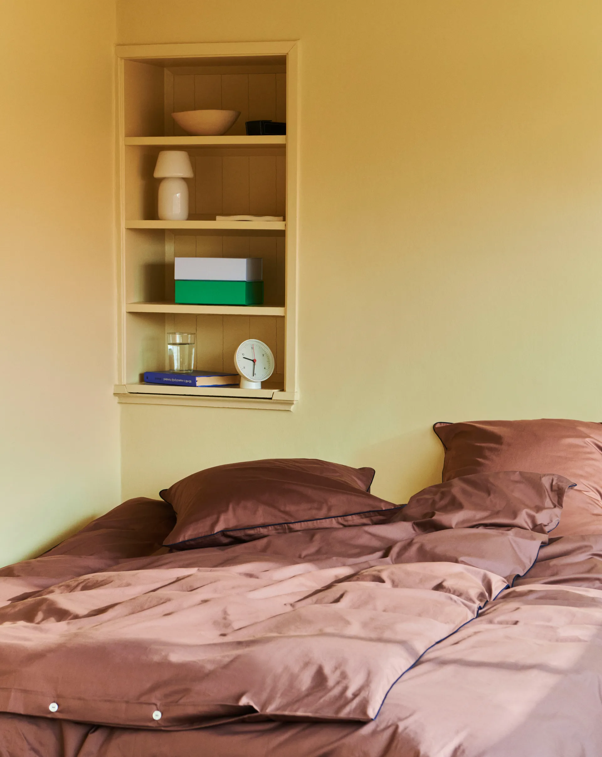 Outline dynetrekk 150x210 cm, Milk chocolate HAY