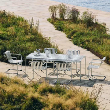 Palissade Cantilever Dining karmstol - Hot galvanised steel - HAY