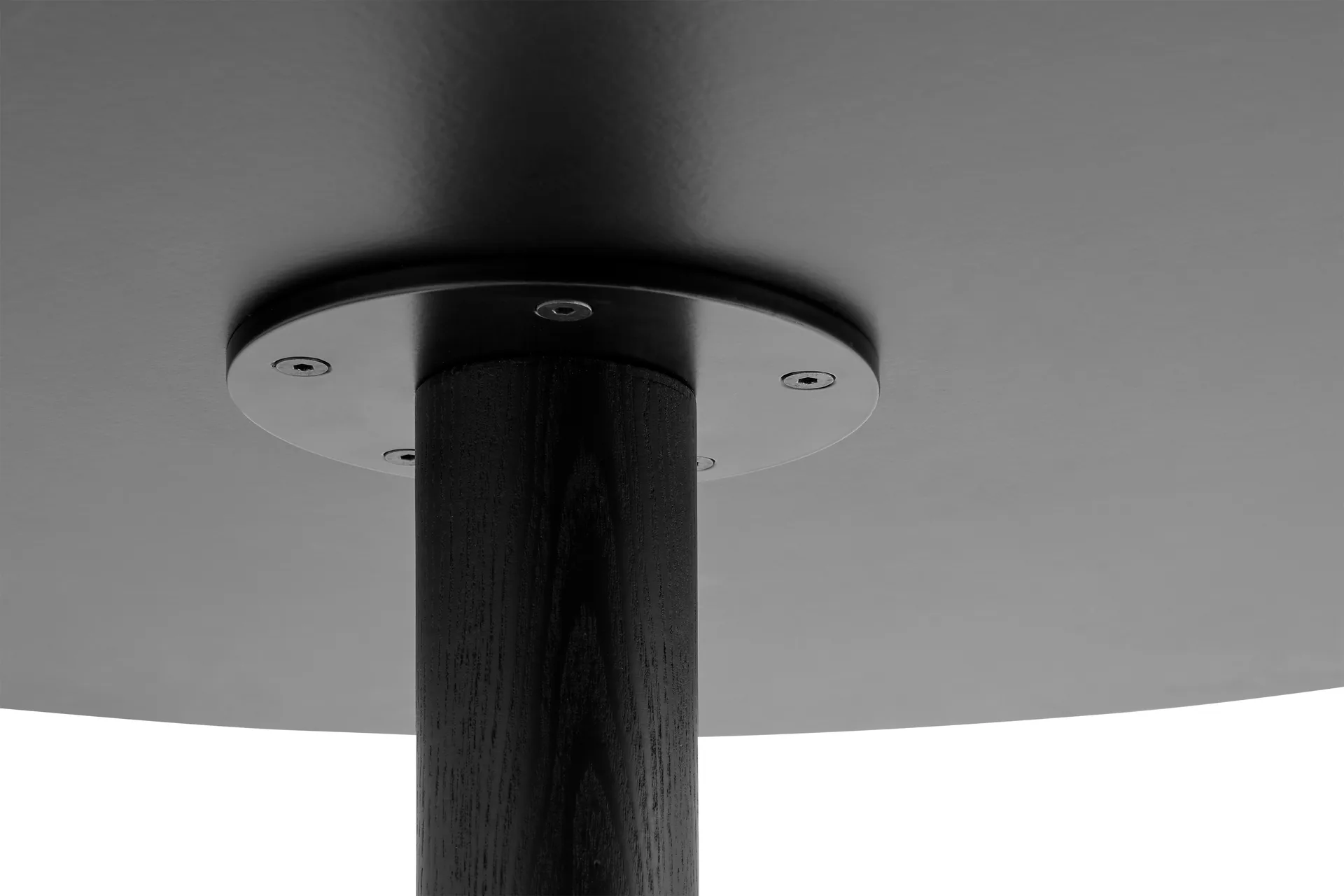 Pastis Table spisebord Ø90, Black lacquered ash HAY